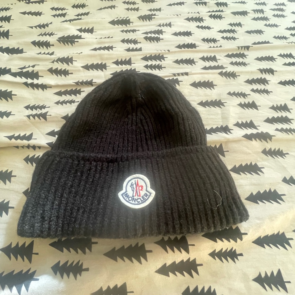 moncler beanie